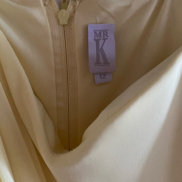 One shoulder full length yellow formal dress worn once size 12 very flattering - Picture 5 of 6